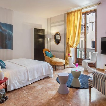 Billie'S Flat Red - Art & Design Apt In Verona Historic Centre Esterno foto