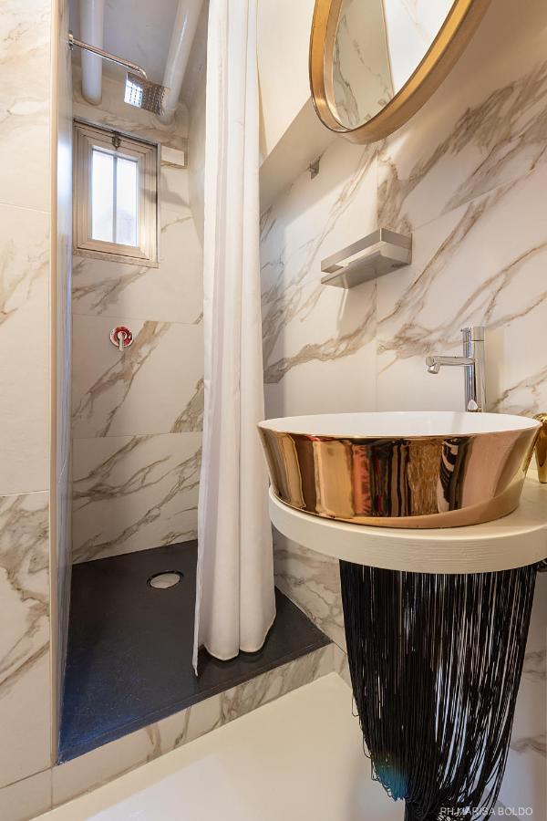 Billie'S Flat Red - Art & Design Apt In Verona Historic Centre Esterno foto