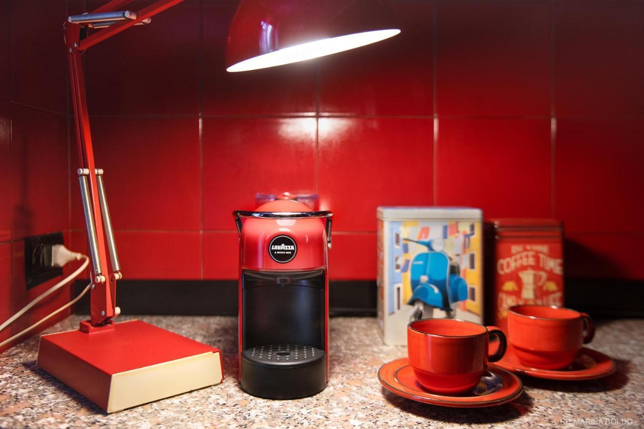 Billie'S Flat Red - Art & Design Apt In Verona Historic Centre Esterno foto
