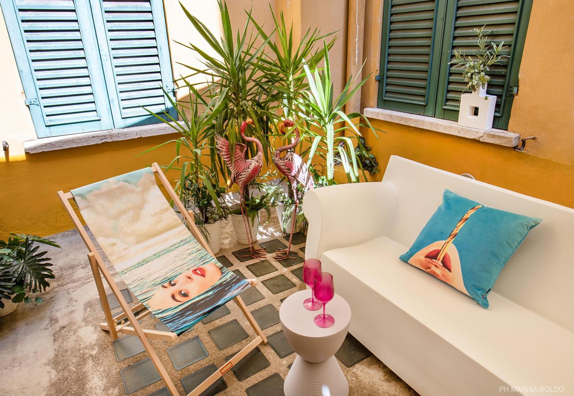 Billie'S Flat Red - Art & Design Apt In Verona Historic Centre Esterno foto